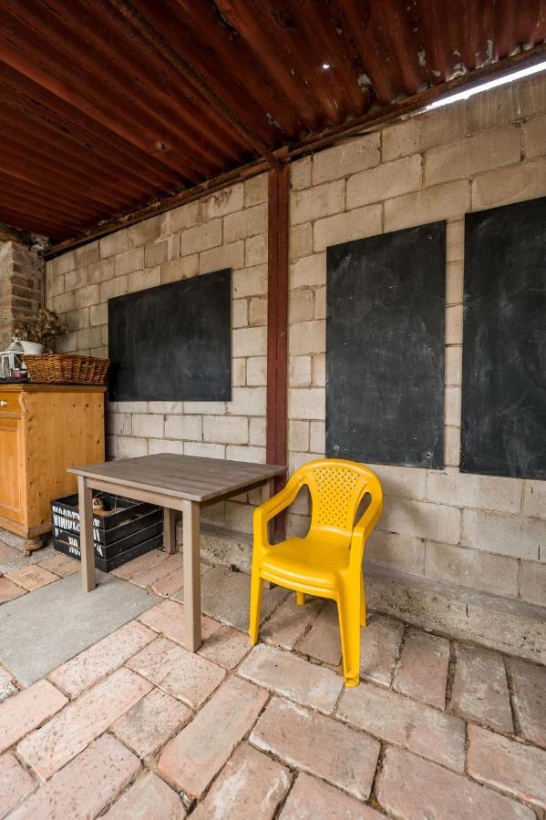Apartman Ve Dvore Ratiskovice Extérieur photo