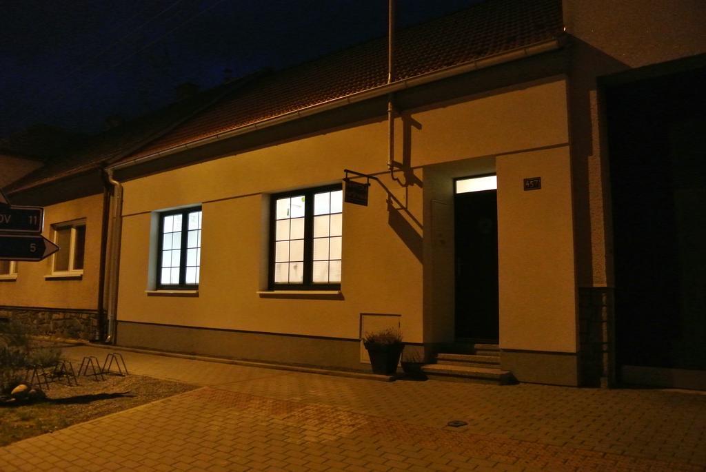 Apartman Ve Dvore Ratiskovice Chambre photo